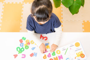 小学生の英語学習、いつから始めるべき？